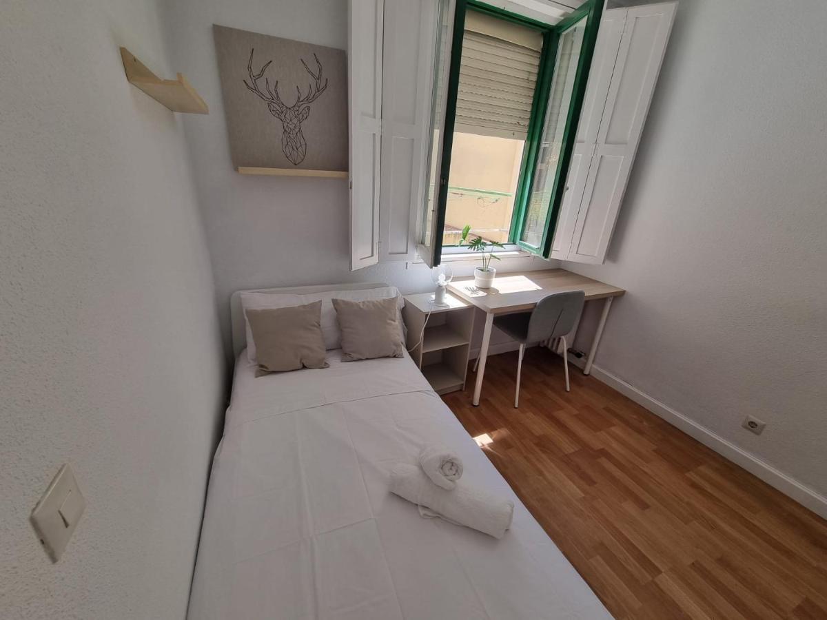 Un Rincon Con Vistas Al Parque Wifi Junto A Catedral By Apartamentos Логроньо Экстерьер фото